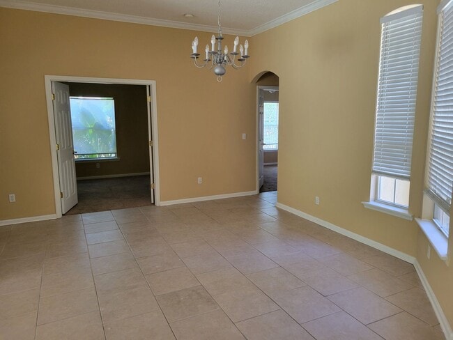 Photo - Spacious 3 bed 2 bath Home for rent!