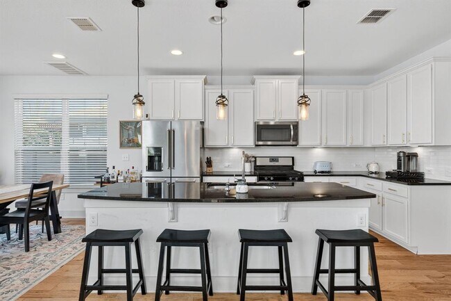 Photo - 2206 Hermia St Unit 33