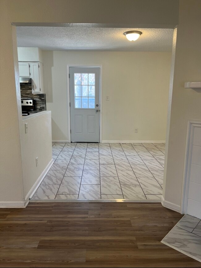 Photo - 1704 NE Balboa St