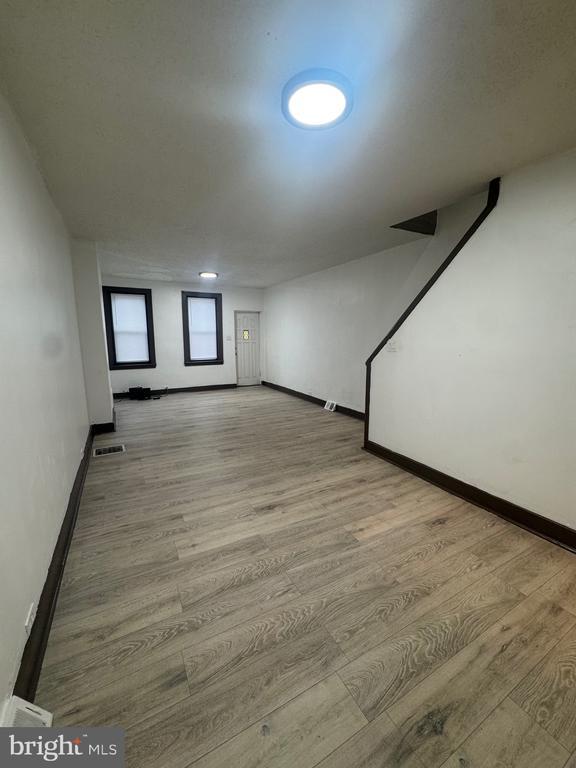 Photo - 2116 E Cambria St