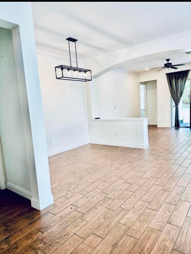 Photo - 2818 Bellarosa Circle