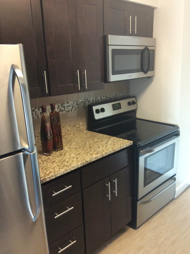 Photo - 2201 Wisconsin