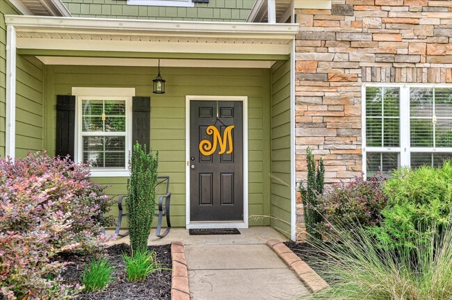 Photo - 727 Herrington Dr