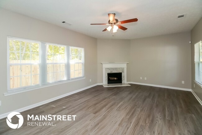 Photo - 4062 Robin Cir