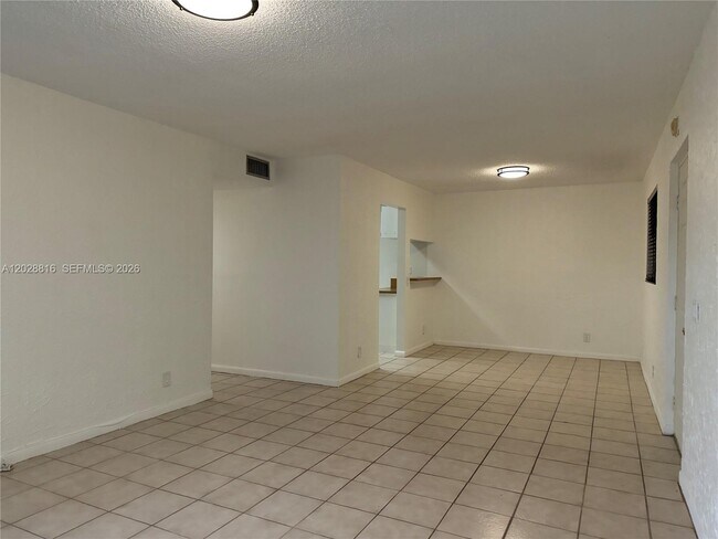 Photo - 10441 Mahogany Key Cir Unit 106