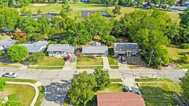 Photo - 924 Tradewind Dr