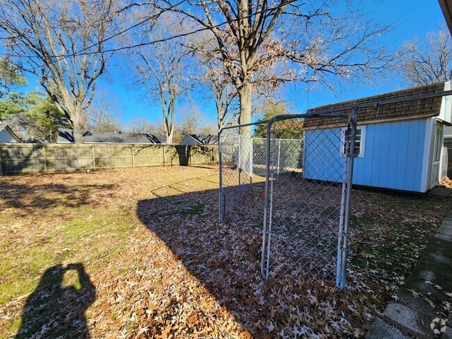 Building Photo - Single family home located in West Memphis