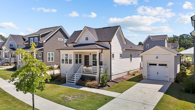 Photo - 118 Cottage Way