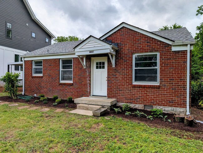 Photo - 1326 McAlpine Ave