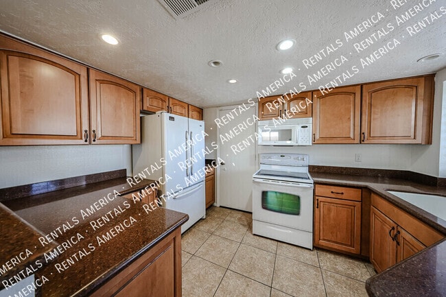 Photo - 3301 E Wescott Dr