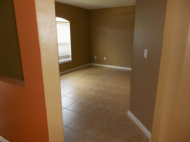 Photo - 3/2/2 with home with 1412 living sqft is c...