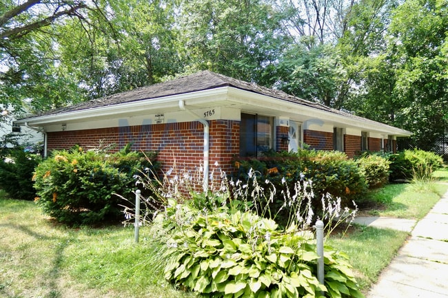 Building Photo - 5765 Steffens Ave Unit B