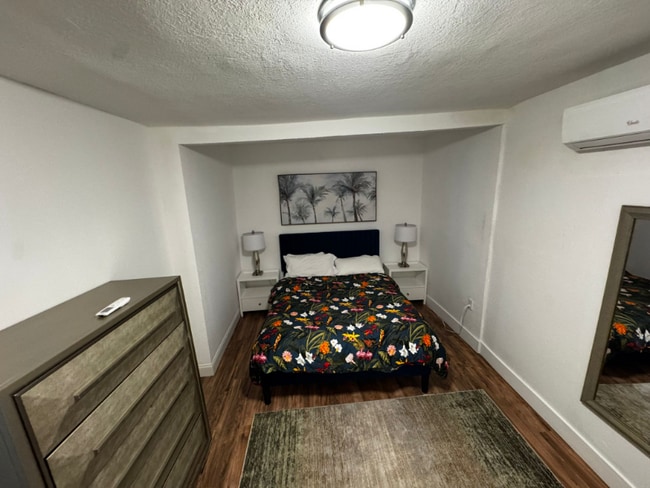 Building Photo - 160 NW 60th St Rental