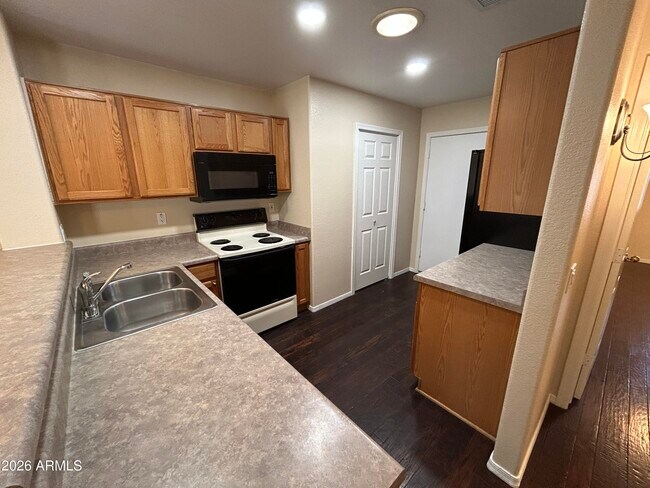 Photo - 16265 N 138th Ave