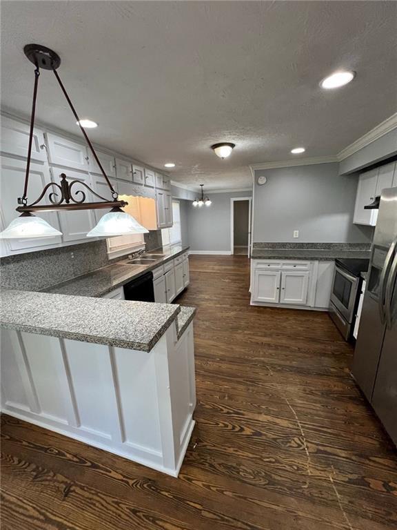 Photo - 548 Los Alamos Pl