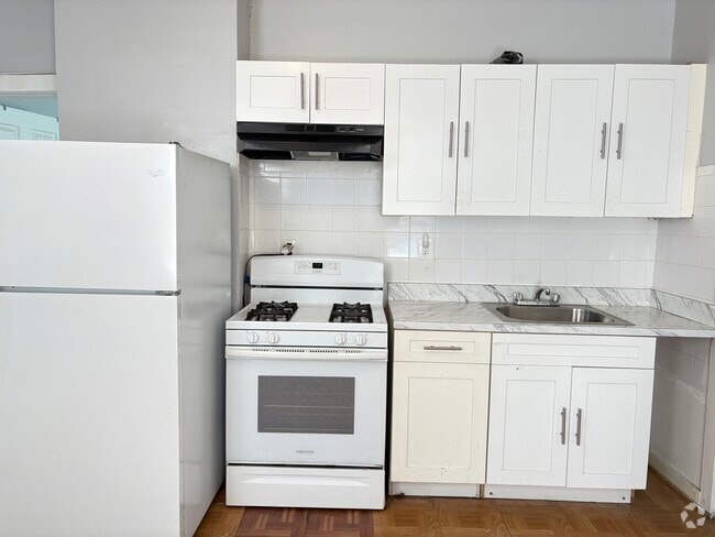 Building Photo - 637 S Park St Unit 6 Rental