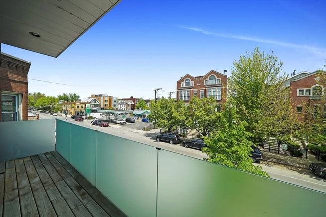 Photo - 2738 N.Southport Ave Unidad 2E