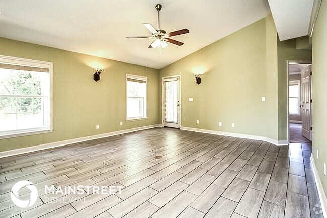 Building Photo - 913 Redwood St Rental