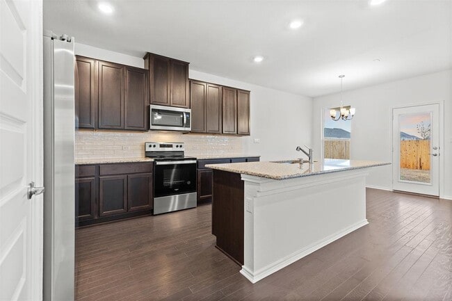 Photo - 1115 Aronia Ln