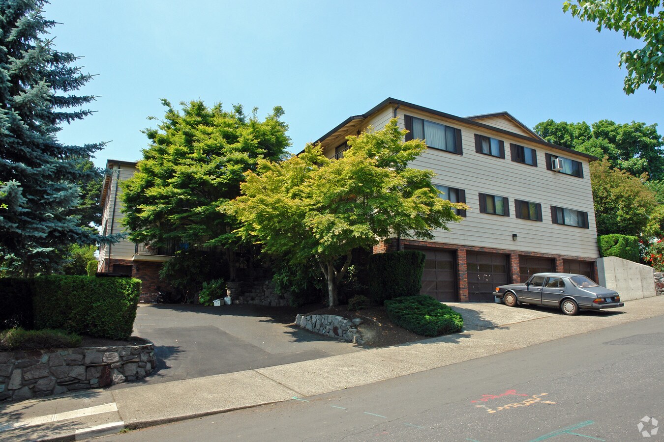 Photo - Parker House