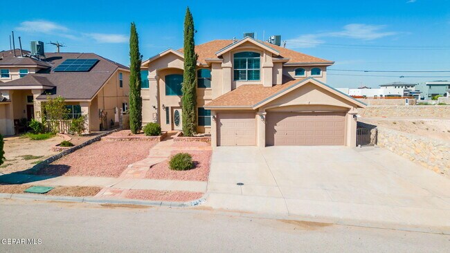 695 Paseo del Mar Dr