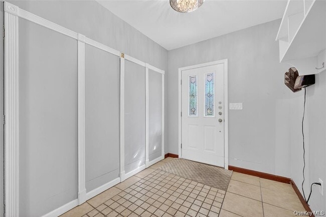 Photo - 155 Roselawn Rd