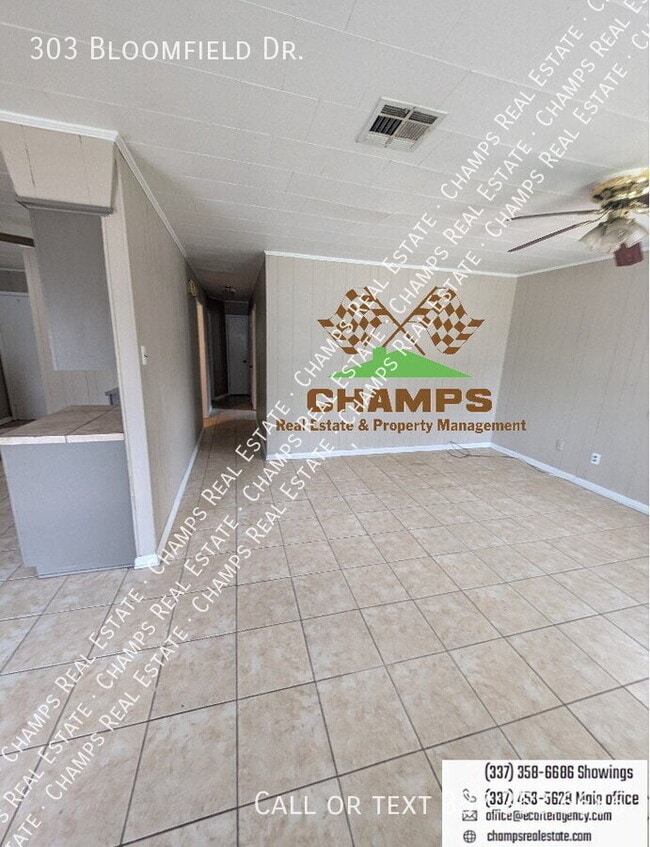 Photo - 303 Bloomfield Dr