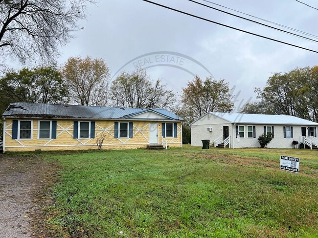 Photo - On Special: Two Bedroom Ranch Duplex in No...