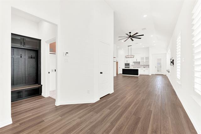 720 Skyview Ct