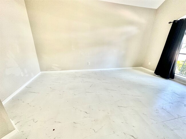 Photo - 20902 Avery Cove Ln