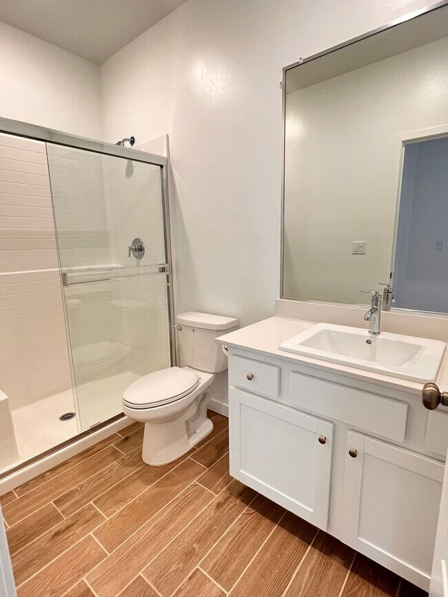 Photo - Northwest Bakersfield