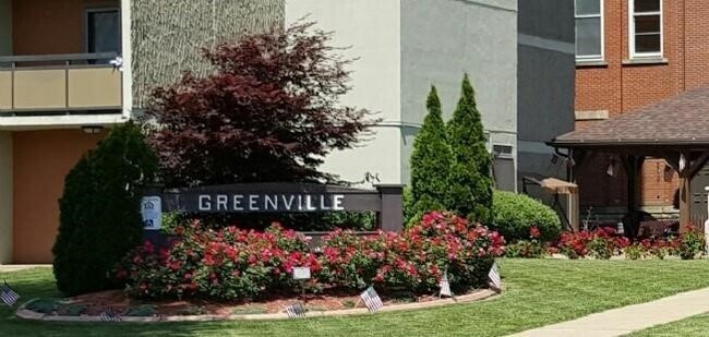 Photo - 9 N Penn Ave