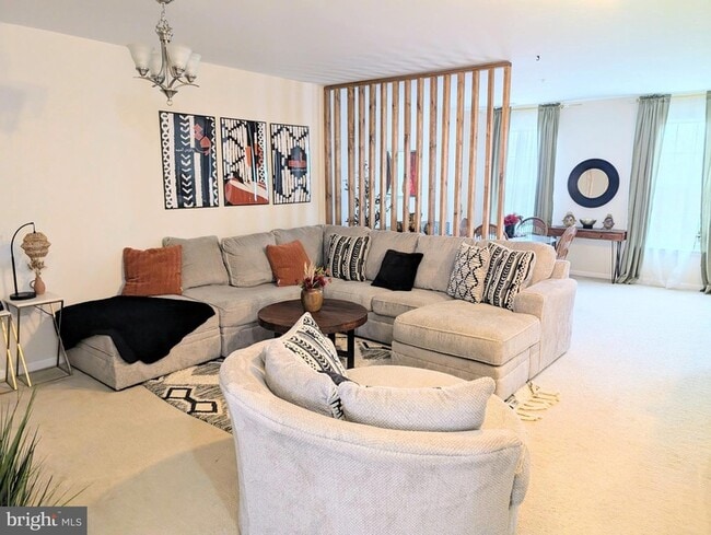 Photo - 9543 Center St