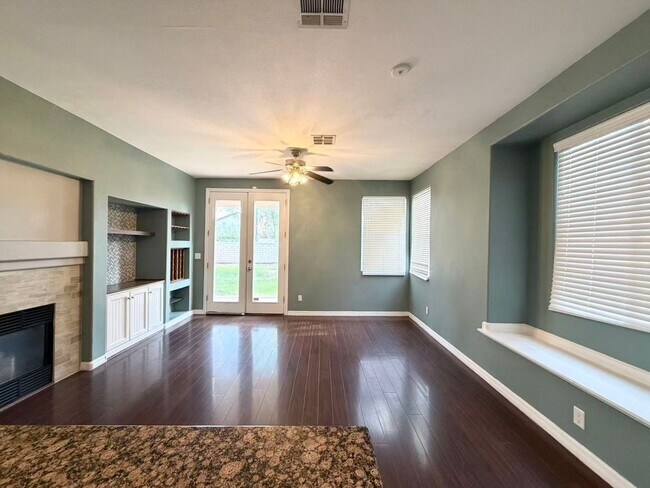 Photo - 8901 Square Knot Ave