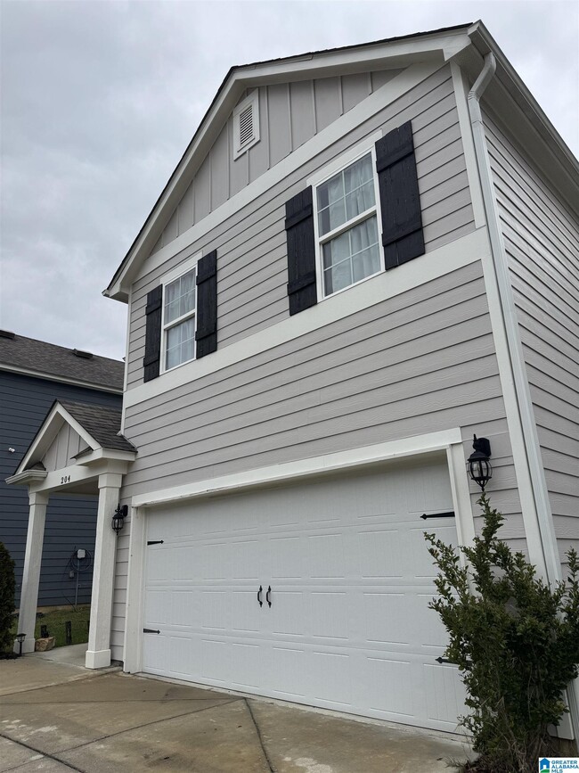 Photo - 204 Chelsea Park Rd