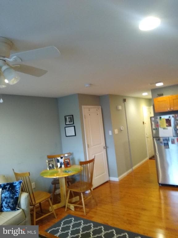 Photo - 2209 Carpenter St Unidad 3