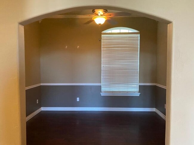 Photo - Gorgeous Home in Summit Lakes Available For Lease