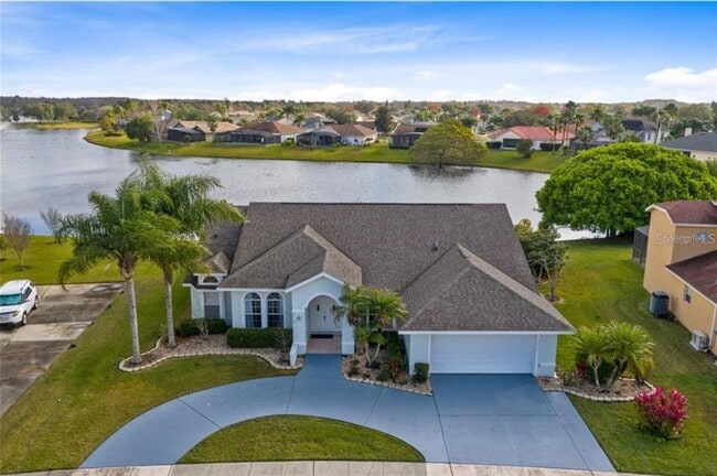 Building Photo - 3913 Kiawa Dr