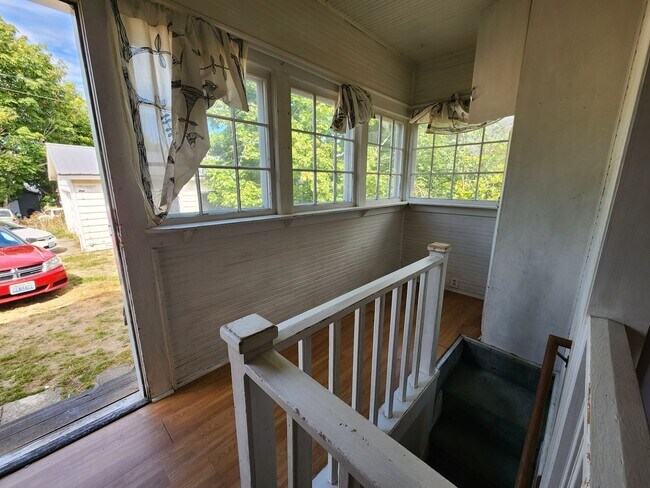 Photo - Pre-Leasing for September - 4bed/2bath House