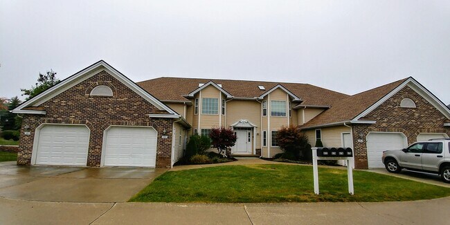 Photo - 674 Tollis Pkwy Apartment Unit 674 Tollis