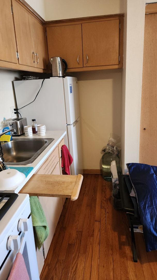 Photo - 1851 N Oakland Ave (18 Unit)