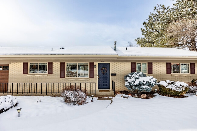Photo - 4590 S Westview Dr House