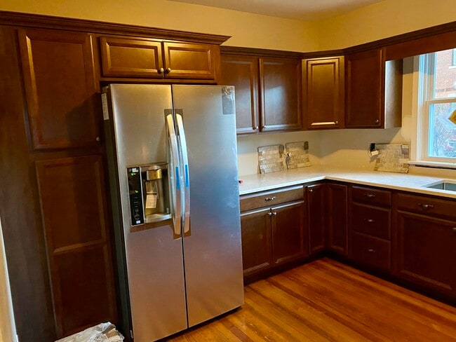 Brand new, stainless steel refrigerator - 209 N Brandywine Ave Unidad 1