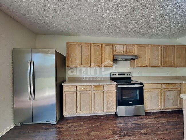 Photo - 1601 White Oak Rd