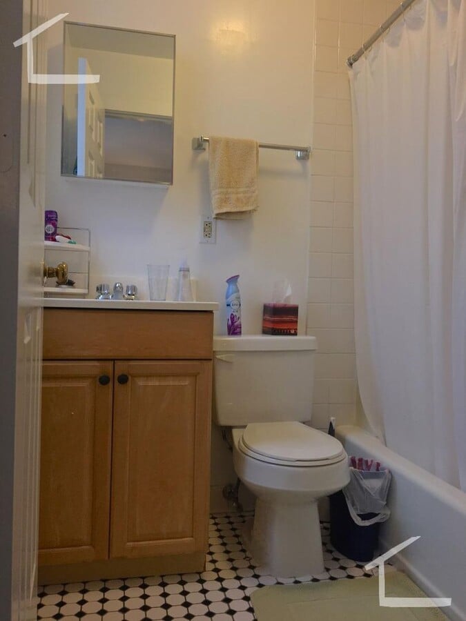 Photo - 837 Beacon St
