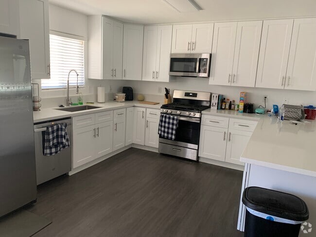 Building Photo - 73641 Sunnyslope Dr Rental