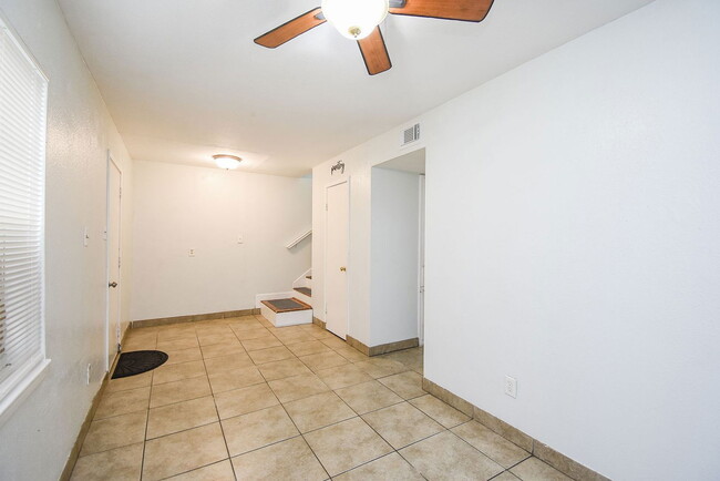 Photo - 5154 Markwood Ln