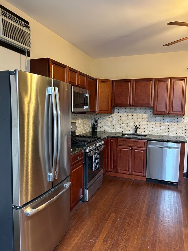 Photo - 116 Morris Ave Unidad 1st FL