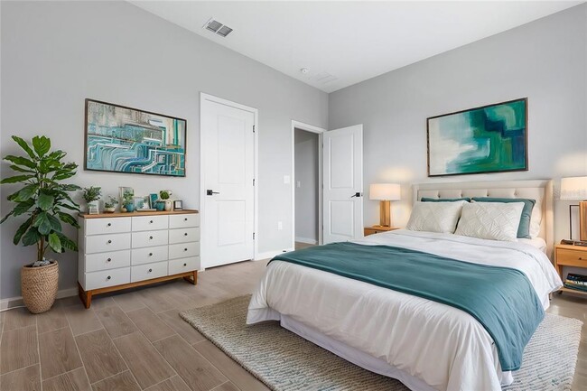 Photo - 21 Weymouth Ln