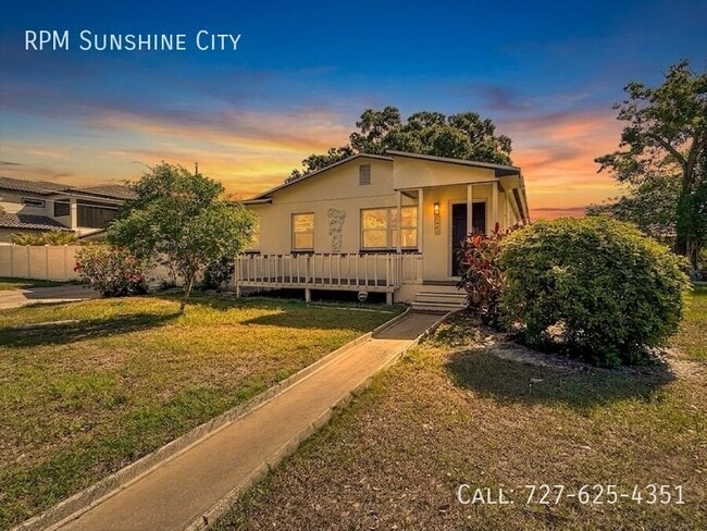 Photo - 2801 29th St N